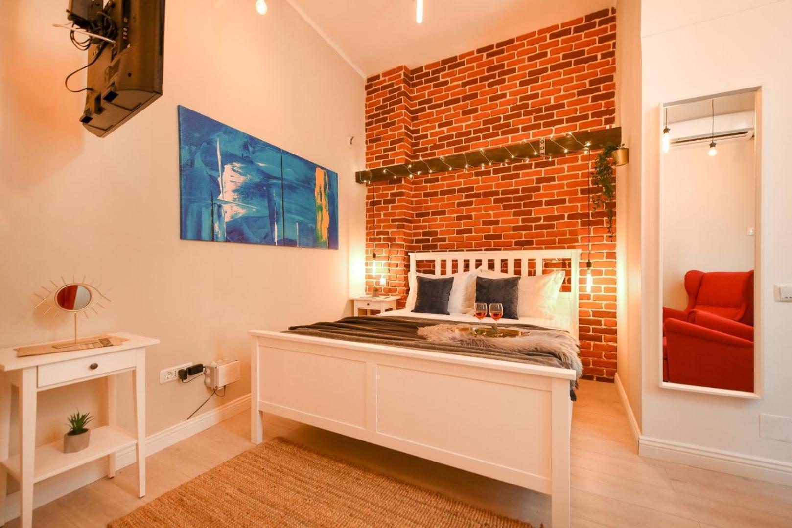 Elegant Studio - Urban Escape In Bukarest Exterior foto